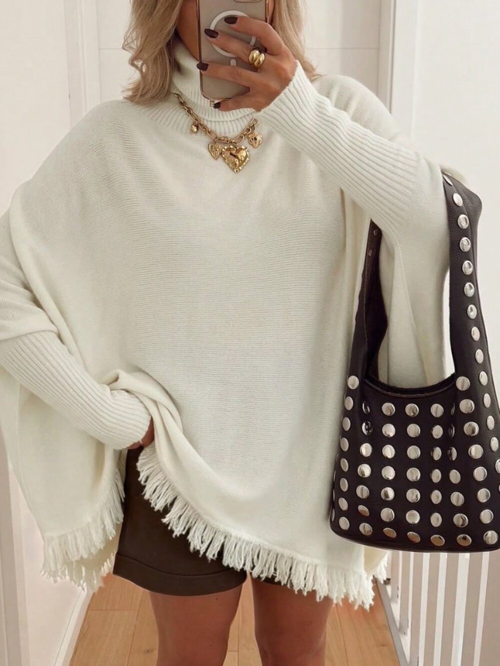 White Casual Women's Tassel High Neck Long Sleeve Sweater